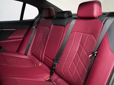 BMW 5 Series 520i, миниатюра 13