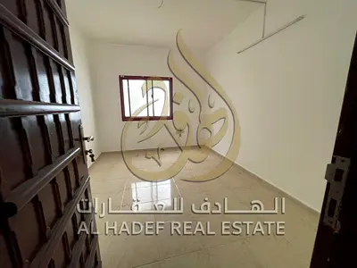 One bedroom and living room for rent in Al Qasimia Station, American kitchen, central air conditioning and gas, 25,000 dirhams, 4 installments, contra