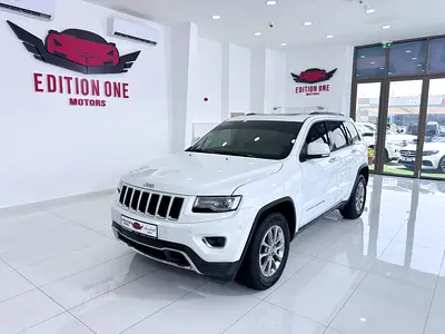 Jeep Cherokee Limited 2015 GCC Specs - Well Maintained