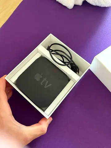 Apple MagSafe Wireless Charger (Used) - Good Working Condition