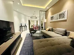 FULLY FURNISHED AMAZING CANAL VIEW VACANT