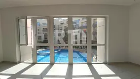 Luxurious Large 2BR | Pool View | Large Balcony — 3