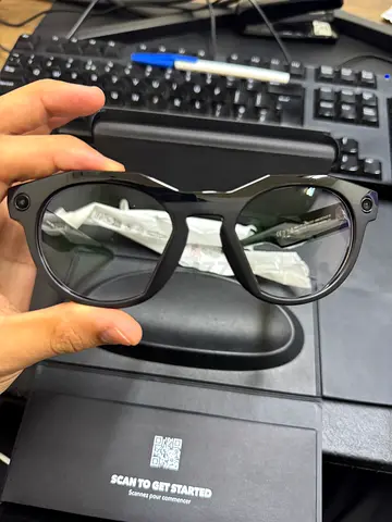 Oakley HSTN smart meta glasses - Black