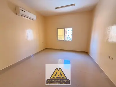 استديو مساحه كبيره مع مطبخ منفصل بمنطقة العالية عجمان بجوار جميع الخدمات والطرق الرئيسيه