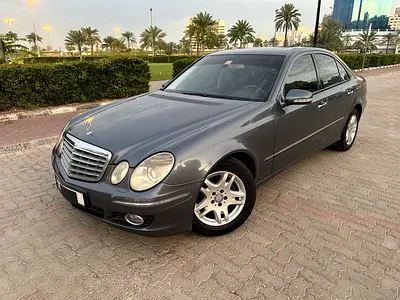 صورة مصغرة 4 لـ 2008 Mercedes-BENZ E-CLASS