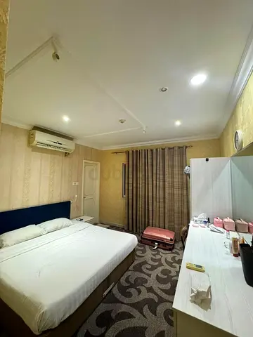 Fully Furnished Room Available/Only 2 mins walk from Rigga Metro