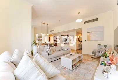 Upgraded | Mid Floor | Sea Views