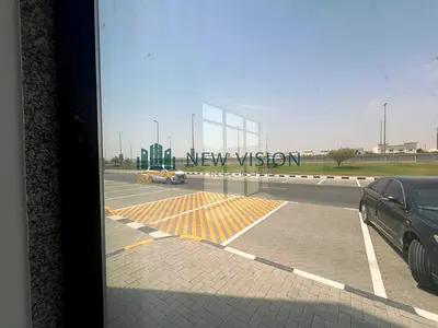 2700 Sqft Showroom on Main Road No Deposit Industrial 18