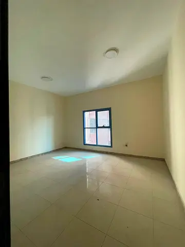 **Option 1 – احترافي** 🏢 شقة غرفة وصالة للإيجار في أبراج النعيمية – عجمان | مساحة 1019 قدم مربع ✨ بسعر 28,099 درهم سنوياً | 4 دفعات | جاهزة للسكن  --