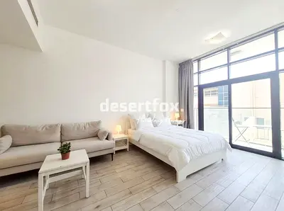 Low Floor I Spacious Studio I Summer Rate