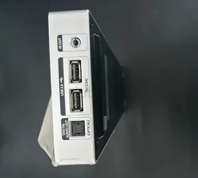 Samsung One Connect Box - Model BN94-09101E