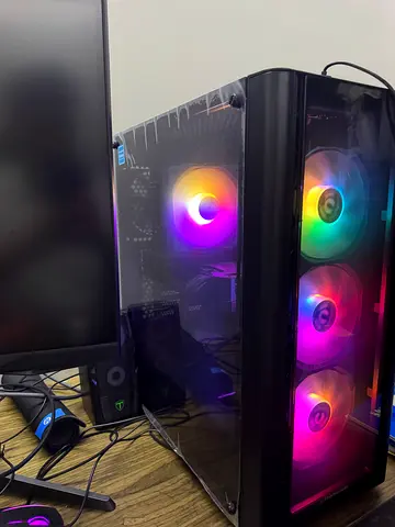 Gaming PC - Ryzen 5 7600X / RX 7800 XT 16GB / 32GB DDR5 / 1TB NVMe / B650 WiFi / EXCELLENT CONDITION