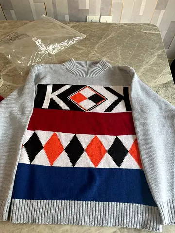 Sweat shirt