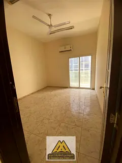 Suitable space | Very large area | Split air conditioning | Closed kitchen | Singles or sharing | Ve