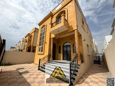 Master Bedrooms | Majlis | Living Hall | Maid's Room | Private Yard
