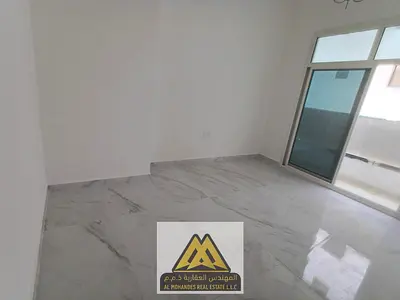 مساحة مناسبة | ثاني ساكن | تشطيبات ممتازة | غرفة ماستر | بلكونة مميزة جداً | موقع مميز | قريب من السوق الصيني ومركز القبائل | قريب من جميع الخدمات