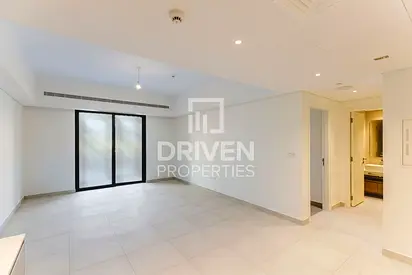 High Floor | Sea and Sunset View | Spacious