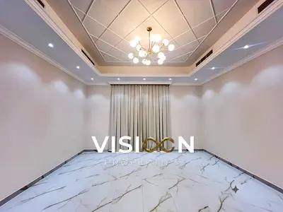 قيلا جاهزه  واسعه 5 غرف بحديقه خاصه