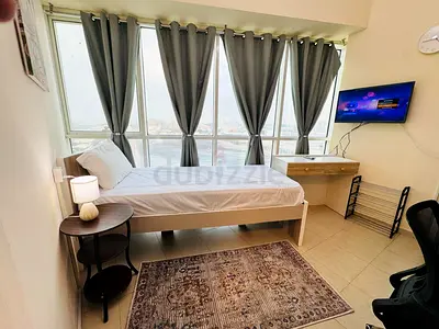 بارتشين - سكن بنات بالنهدة 1 - دبي –قريب الموصلات والمترو- مبنى جديد – وفرش جديد