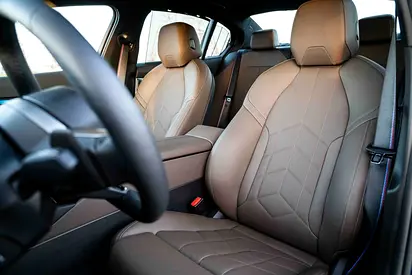 صورة مصغرة 16 لـ 2026 BMW 5-SERIES