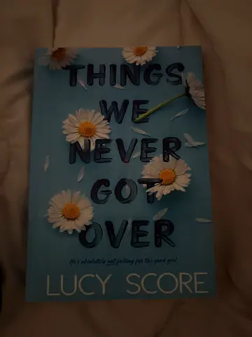 Things We Never Got Over by Lucy Score (paperback)