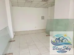 Excellent location available shop 400sqft just rent 28k only