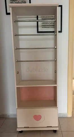 Accessories cupboard