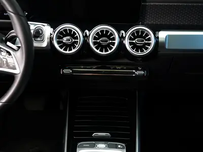 Mercedes-Benz GLB 200, миниатюра 10