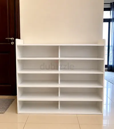 White 5-Shelf Shoe Rack – Excellent Conditio