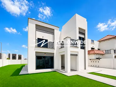 Vacant |Amazing 4BR|Spacious Layout| Prime Area
