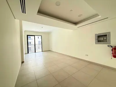 High Ceiling || Burj Khalifa view || Ready to Move In
