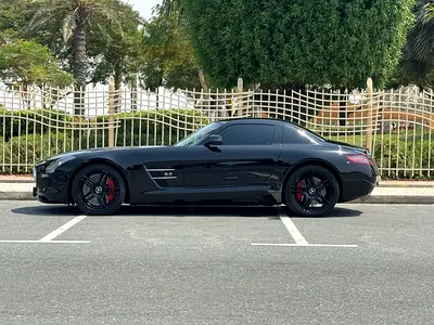 صورة مصغرة 4 لـ 2011 Mercedes-BENZ SLS AMG