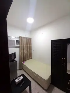 AVAILABLE NOW FOR 1 SINGLE LADY ONLY !! FULLY FURNISHED SMALL ROOM NEAR UNION METRO STATION