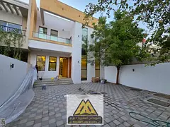 Master Bedrooms | Majlis | Living Hall | Maid's Room | Private Yard