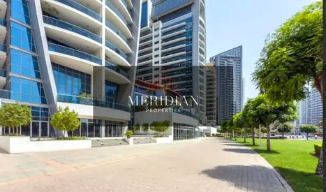 FITTED | CENTRAL LOCATION | VACANT & PARK VIEW | HOT DEAL