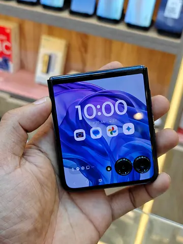 Moto Razr 50 ultra