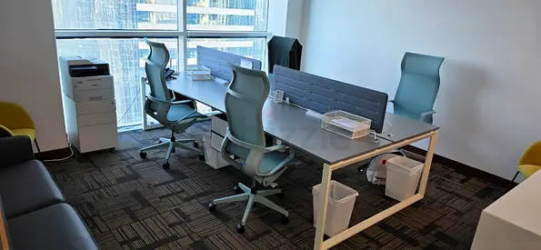 Office furniture set