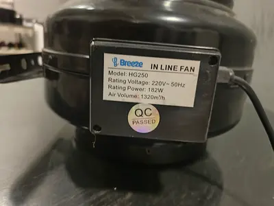 Inline Ventilation Fan Breeze HG250 — 182W, 220V (Used)