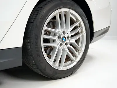 BMW 5 Series 520i, миниатюра 17