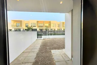 Spacious 3Br | Near Amenities | Multiple Options