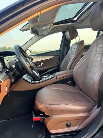 صورة مصغرة 12 لـ 2019 Mercedes-BENZ E-CLASS