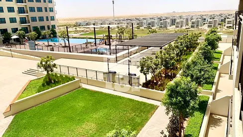 Corner Unit | Chiller Free | Emaar South