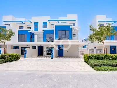 Ready To Move In | 5BR Corner Unit