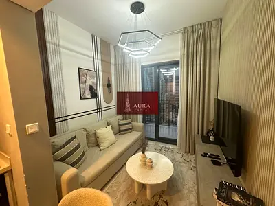 High Floor | 4 Cheques | Available in August