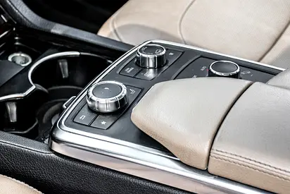 2015 Mercedes-BENZ GL — миниатюра 11