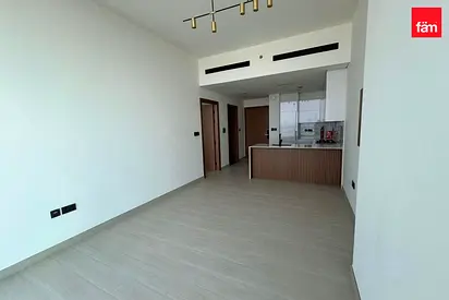 HighFloor | Spacious | Pool View | Close To Mall