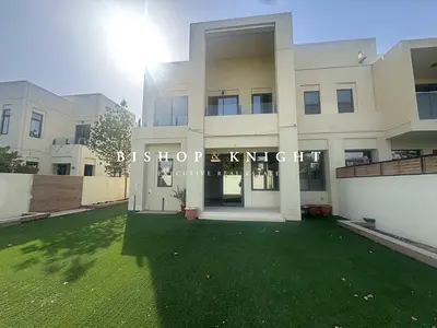 Villa Type D | Single Row | 3BR + Maid | Vacant
