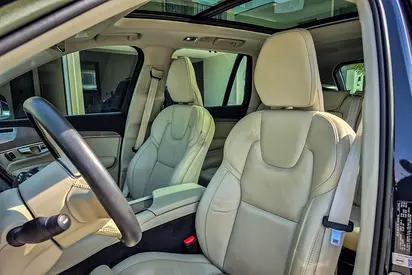 2022 Volvo XC90 — фото 11