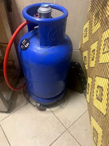 15.5 kg 2 Blue Gas Cylinder  (Used, Working)