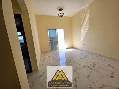 شقة للإيجار السنوي في الجرف 2 عجمان غرفة وصالة بتصميم عملي وبلكونة وإطلالة مميزة وبناية جديدة وقريبة من جميع الخدمات